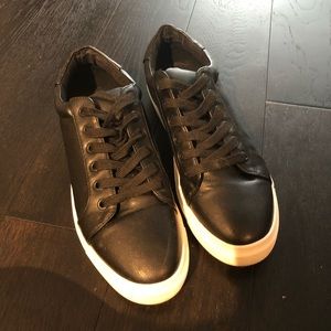 Chelsea shoes size 9